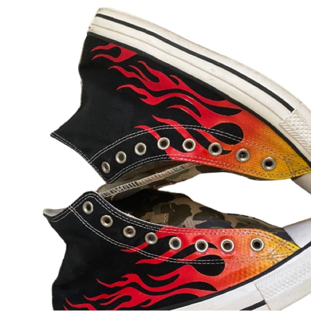 Converse men shoes size 9